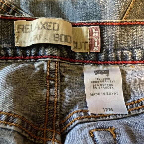 Levi's Vintage Y2K 550 Relaxed Boot Cut Jeans 12 - Picture 15 of 16